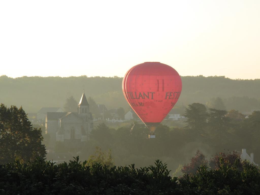 Hotel La Longue Vue Gennes-Val-de-Loire Eksteriør bilde