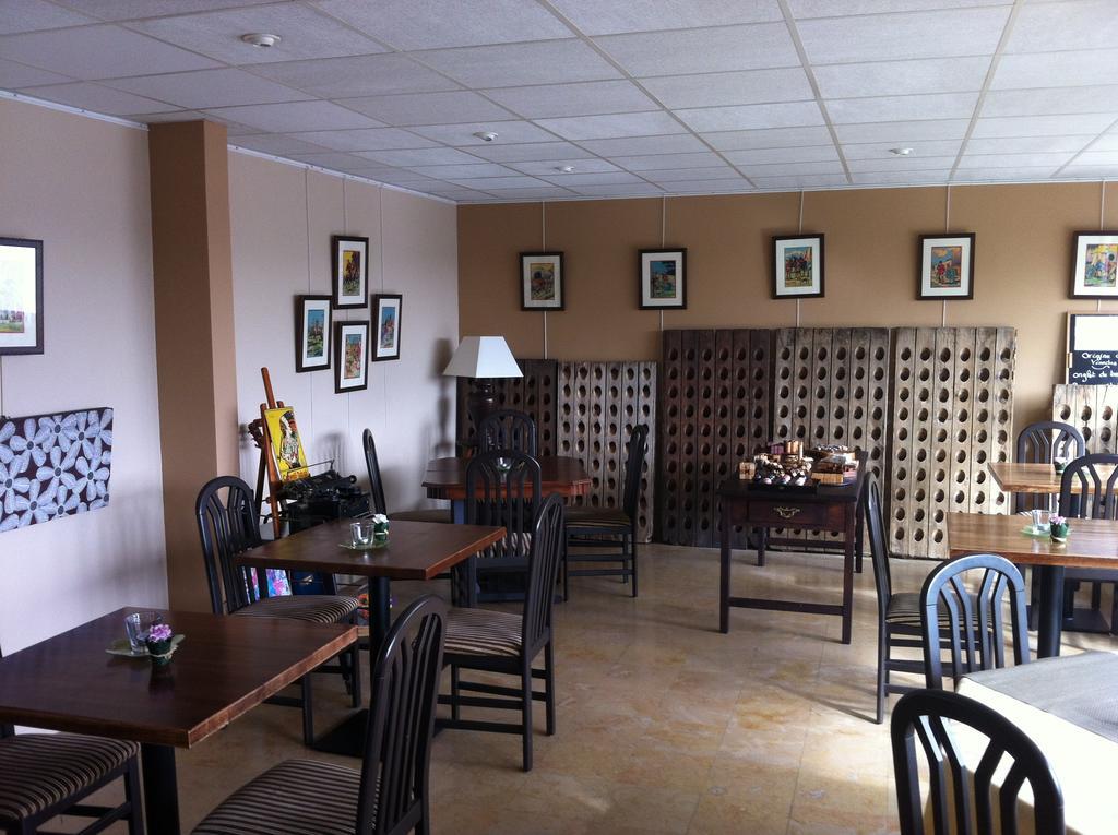 Hotel La Longue Vue Gennes-Val-de-Loire Eksteriør bilde